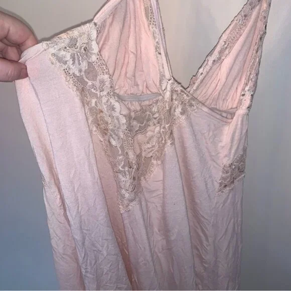 Victoria's Secret Pink Lace Chemise with Spaghetti Straps - Picture 7 of 7